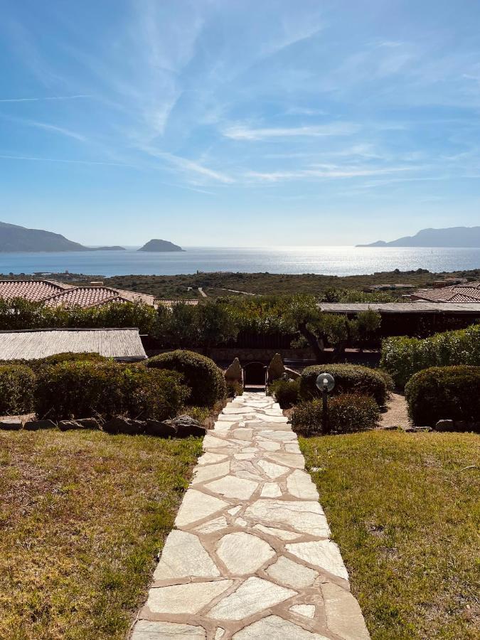Villa A Golfo Aranci Con Vista Su Tavolara Santa Marinella Exterior photo